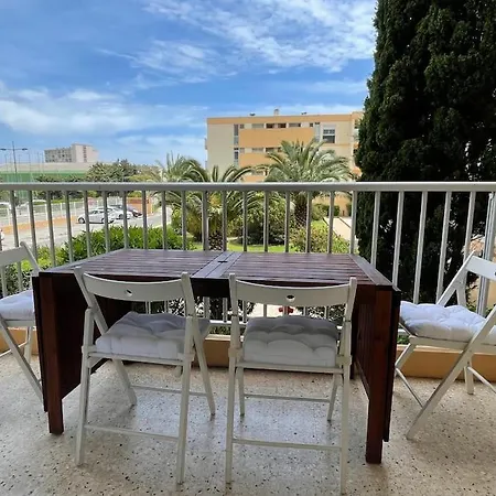 Family Close To The Apartment Le Lavandou